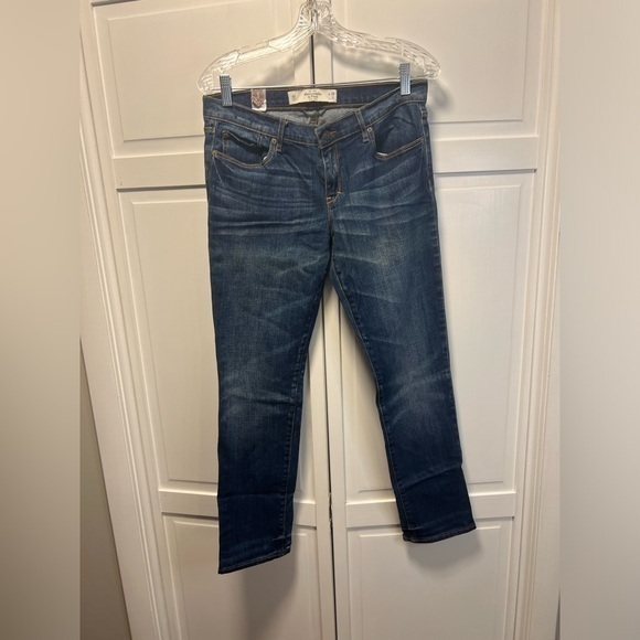 Abercrombie & Fitch Perfect Stretch Erin Jeans Size Women’s 6S Color Blue - Picture 1 of 12
